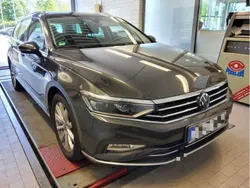 Mangangrau metallic Gebraucht 2022 VW Passat Elegance Kombi | 23.950 € (Fairer Preis)