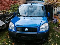 Blau Gebraucht 2005 Fiat Doblò Family Van / Kleinbus | 1.200 €