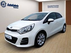 Weiß Gebraucht 2016 Kia Rio Limousine | 8.990 € (Fairer Preis)