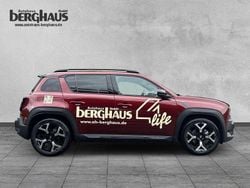 Karmesinrot, schwarzes dach Gebraucht 2025 Renault 4 E-Tech Komfort SUV | 32.990 € (Superpreis)