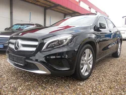 Kosmosschwarz Gebraucht 2014 Mercedes GLA250 Urban SUV | 21.700 € (Etwas zu teuer)