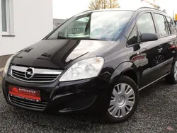 Schwarz Gebraucht 2009 Opel Zafira Selection Van / Kleinbus | 5.499 € (Teuer)
