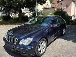 Blau Gebraucht 2001 Mercedes C220 Limousine | 4.500 € (Fairer Preis)
