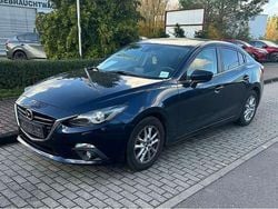 Blau Gebraucht 2014 Mazda 3 Center-Line Limousine | 11.100 € (Fairer Preis)