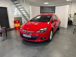 Rot Gebraucht 2016 Opel Astra GTC Basis Limousine | 9.990 € (Etwas zu teuer)