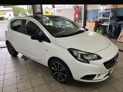 Weiß Gebraucht 2018 Opel Corsa Color Edition Limousine | 6.990 €