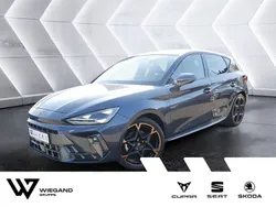 Magnetic grau Gebraucht 2025 Cupra Leon Limousine | 39.938 € (Teuer)