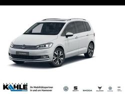 Weiß Gebraucht 2023 VW Touran Highline Van / Kleinbus | 34.989 € (Teuer)