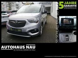 Kontrast grau Gebraucht 2024 Opel Combo-e Life Ultimate Van / Kleinbus | 26.490 € (Fairer Preis)