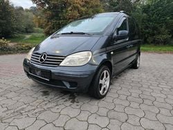 Blau Gebraucht 2002 Mercedes Vaneo Van / Kleinbus | 1.350 € (Fairer Preis)