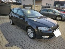 Schwarz Gebraucht 2013 Skoda Octavia Kombi | 6.500 € (Guter Preis)