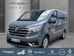 Schiefergrau Gebraucht 2024 Renault Trafic Life Van | 46.770 € (Teuer)