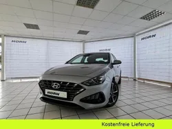 Silber Gebraucht 2023 Hyundai i30 Trend Kombi | 15.490 € (Guter Preis)