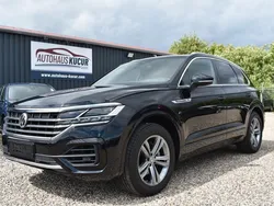 Deep black perleffekt Gebraucht 2018 VW Touareg R-line SUV | 38.995 € (Fairer Preis)