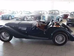 Blau Gebraucht 1976 Morgan Plus 8 Cabrio | 59.000 €
