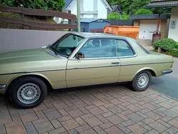 Grün Gebraucht 1979 Mercedes E230 Coupé | 17.500 €