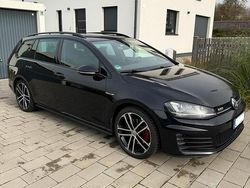 Schwarz Gebraucht 2016 VW Golf VII GTD Kombi | 15.999 € (Teuer)