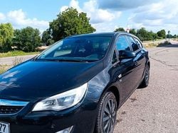 Schwarz Gebraucht 2012 Opel Astra Edition Kombi | 3.600 € (Superpreis)