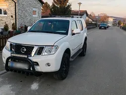 Weiß Gebraucht 2012 Nissan Pathfinder SUV | 17.000 €