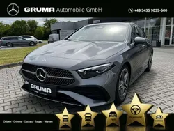 Lack mountaingrau Gebraucht 2023 Mercedes A200 AMG Limousine | 33.490 € (Fairer Preis)