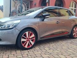 Grau Gebraucht 2015 Renault Clio GrandTour Intens Kombi | 6.300 € (Fairer Preis)