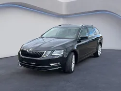 Schwarz Gebraucht 2018 Skoda Octavia Style Kombi | 16.888 € (Fairer Preis)