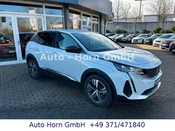 Weiß Gebraucht 2024 Peugeot 3008 Allure SUV | 22.940 € (Guter Preis)