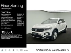 Pure white Gebraucht 2024 VW T-Roc Life SUV | 21.990 € (Guter Preis)