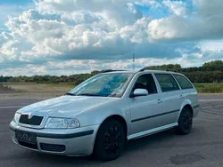Silber Gebraucht 2005 Skoda Octavia Kleinwagen | 1.199 € (Guter Preis)
