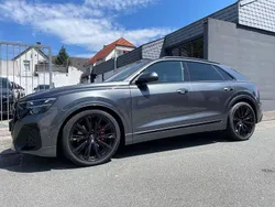 Daytonagrau perleffekt Gebraucht 2025 Audi Q8 S-Line SUV | 88.990 € (Teuer)