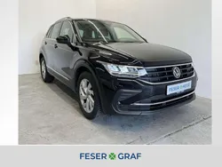 Deep black perleffekt Gebraucht 2024 VW Tiguan Move SUV | 27.740 € (Superpreis)