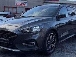 Grau Gebraucht 2019 Ford Focus Active X Limousine | 19.990 € (Fairer Preis)