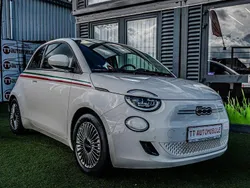 Weiß Gebraucht 2022 Fiat 500e Icon Kleinwagen | 17.850 € (Guter Preis)