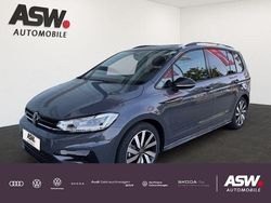 Delfingrau metallic Gebraucht 2024 VW Touran Highline Van / Kleinbus | 47.470 €