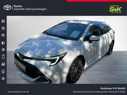 Schneeweiß (weiß) Gebraucht 2023 Toyota Corolla Team Kombi | 29.990 € (Fairer Preis)