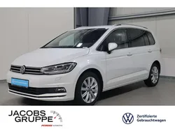 Oryxweiss perlmutteffekt Gebraucht 2024 VW Touran Highline Van / Kleinbus | 36.970 € (Fairer Preis)