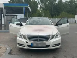 Weiß Gebraucht 2013 Mercedes E200 Limousine | 4.500 € (Guter Preis)