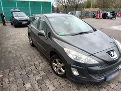 Grau Gebraucht 2010 Peugeot 308 Kleinwagen | 3.999 € (Teuer)