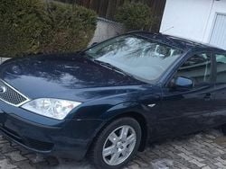 Blau Gebraucht 2004 Ford Mondeo Ghia Limousine | 1.650 € (Fairer Preis)