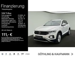 Pure white Gebraucht 2024 VW T-Roc Life SUV | 21.990 € (Guter Preis)