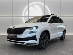 Weiss Gebraucht 2022 Skoda Karoq SportLine SUV | 35.330 €