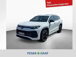 Pure white Gebraucht 2025 VW Tayron R-line SUV | 55.490 €