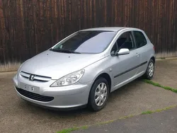 Silber Gebraucht 2002 Peugeot 307 Kleinwagen | 1.850 € (Fairer Preis)