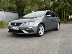 Grau Gebraucht 2017 Seat Leon ST FR Kombi | 13.450 € (Fairer Preis)