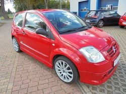 Rouge aden Gebraucht 2006 Citroën C2 VTR Sport Kleinwagen | 3.480 € (Etwas zu teuer)
