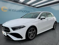 Weiß Gebraucht 2024 Mercedes A200 Limousine | 34.399 € (Teuer)