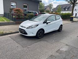 Weiß Gebraucht 2010 Ford Fiesta Trend Kleinwagen | 3.650 € (Fairer Preis)