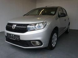 Silber Gebraucht 2018 Dacia Sandero Essentiel Limousine | 7.900 € (Teuer)