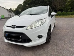 Weiß Gebraucht 2010 Ford Fiesta ST Kleinwagen | 4.200 € (Fairer Preis)