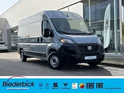 Grau Gebraucht 2024 Fiat Ducato Van | 34.990 € (Etwas zu teuer)
